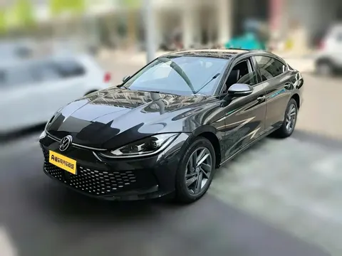 Volkswagen Lamando 2023 купить в Москве