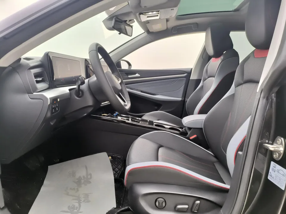 Volkswagen Lamando Lingdu Lingdu L 280TSI DSG Hot Edition 2023 — миниатюра 5