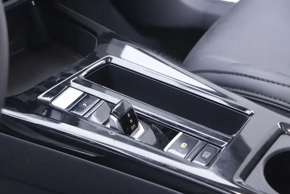 Volkswagen Lamando Lingdu 2024 Lingdu L 200TSI DSG Hot Edition 2024 — thumbnail 2