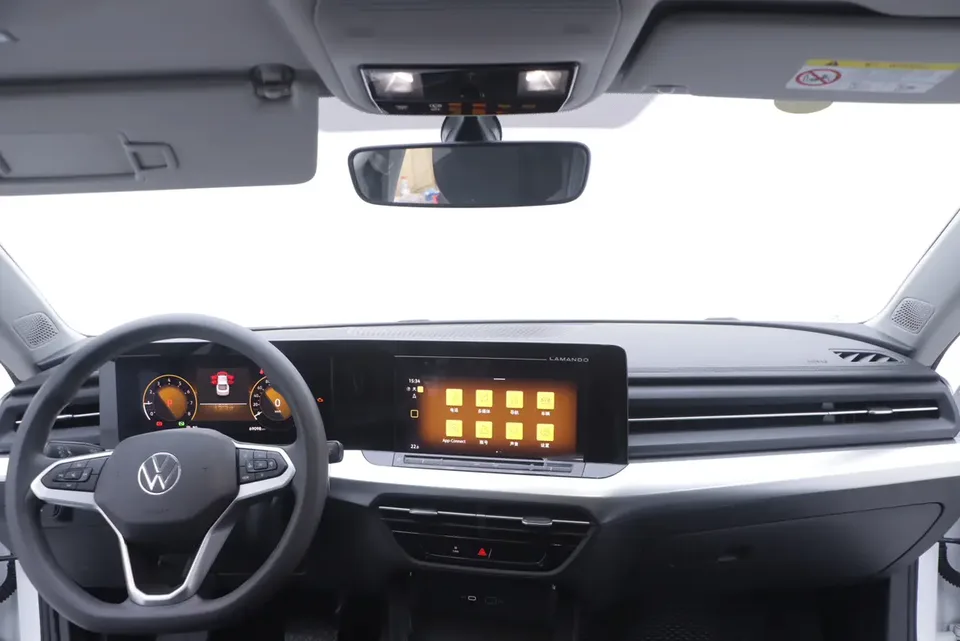 Volkswagen Lamando Lingdu 2024 Lingdu L 200TSI DSG Hot Edition 2024 — thumbnail 3