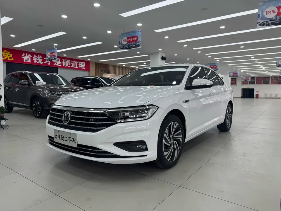 Volkswagen Sagitar 2022