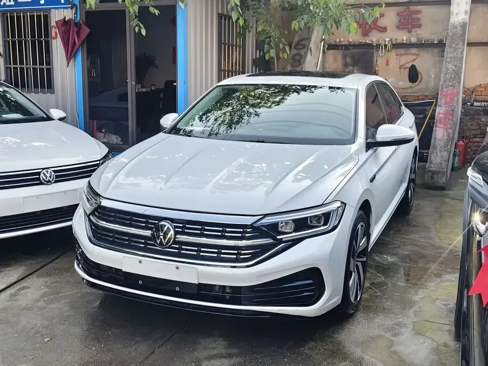 Volkswagen Sagitar 2023