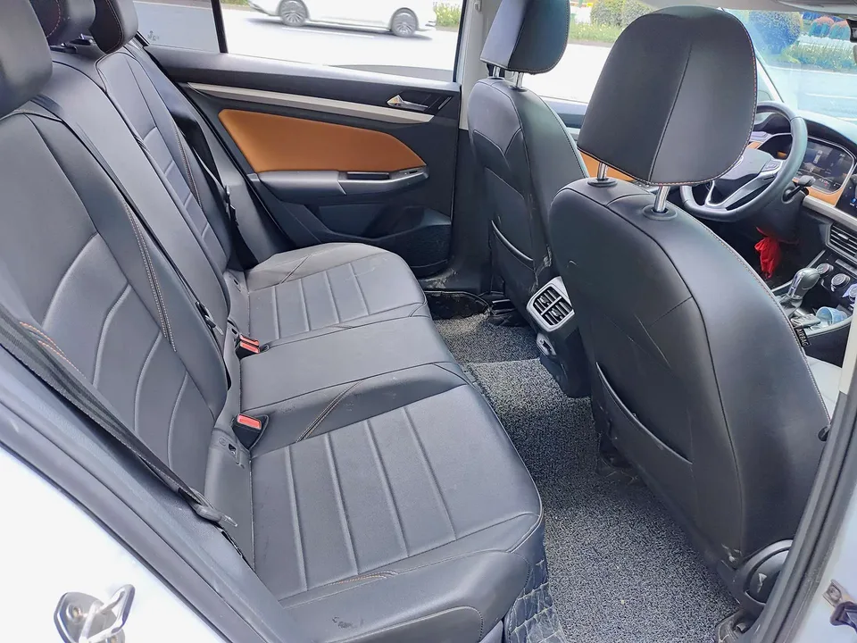 Volkswagen Bora Bora 2023 280TSI DSG Comfort Edition 2024 — thumbnail 5