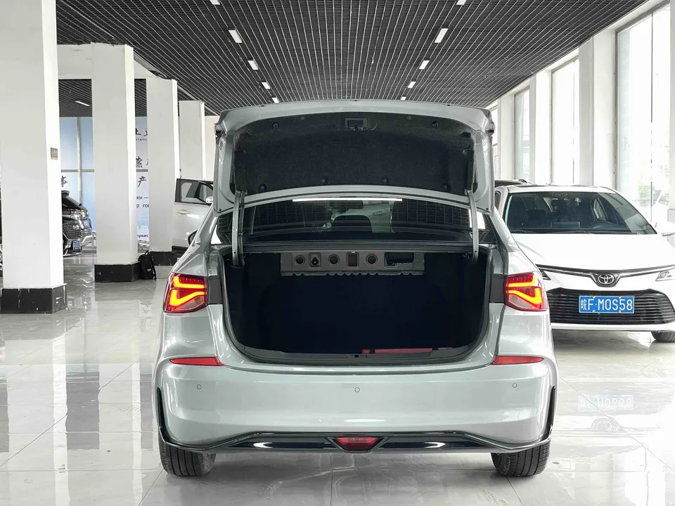 Chevrolet Monza Cruze 2023 1.5L Dual Clutch Enjoy Edition 2023 — миниатюра 3