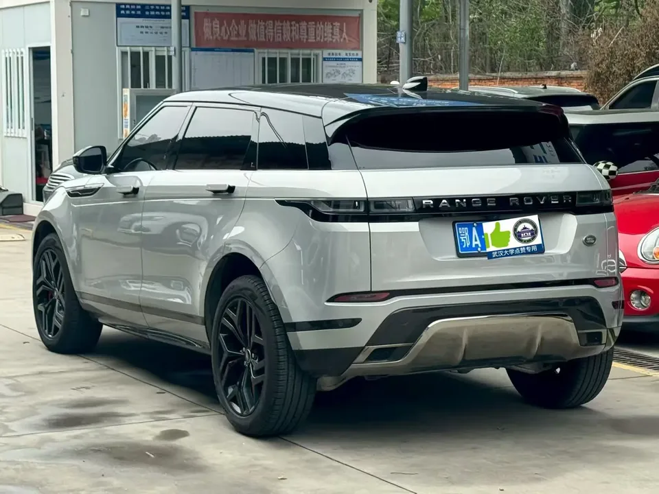 Land Rover Range Rover Evoque Evoque L 249PS R-Dynamic Deluxe Edition 2023 — миниатюра 4