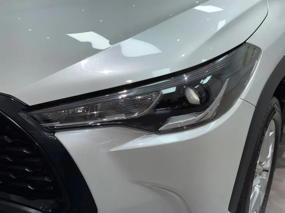 Toyota CorollaCross Corolla Cross 2024 2.0L Intelligent Electric Hybrid Dual Engine Pioneer Edition 2024 — thumbnail 3