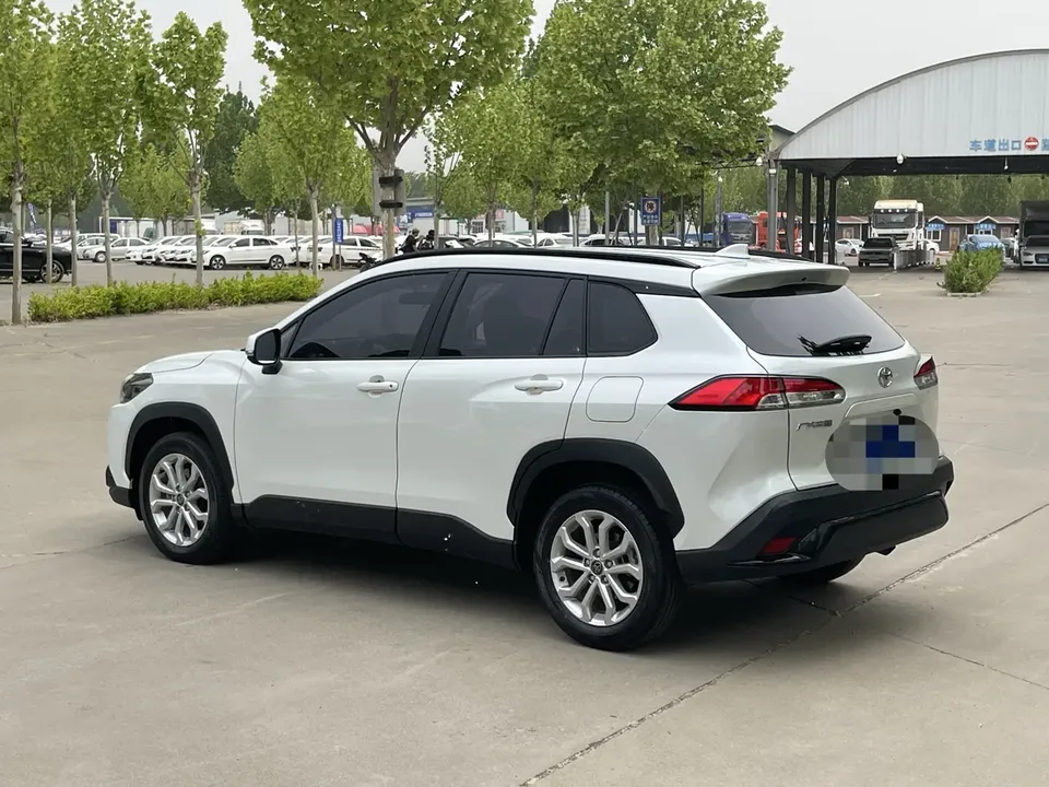 Toyota Frontlander 2.0L CVT Elite Edition 2024 — миниатюра 4