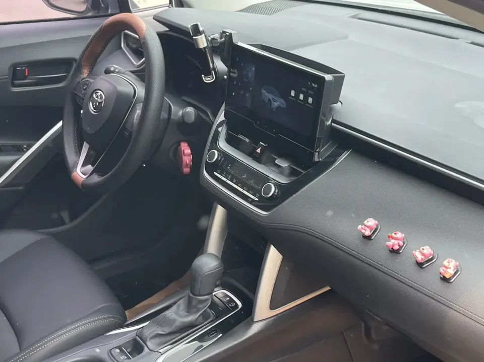Toyota Frontlander 2.0L CVT Elite Edition 2024 — миниатюра 5