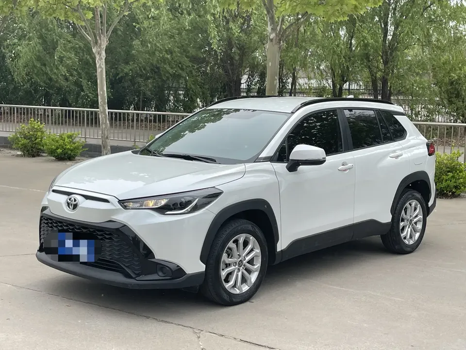 Toyota Frontlander 2024