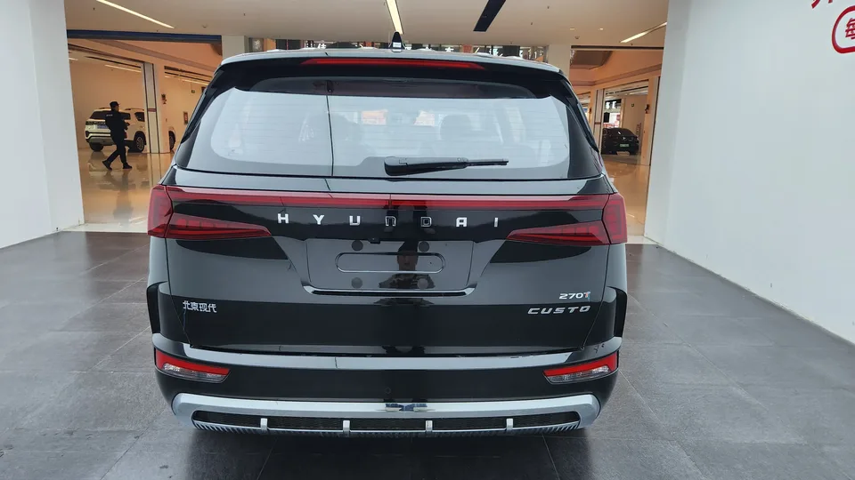 Hyundai Kustu 270TGDi LUX Premium Edition 2026 — миниатюра 2
