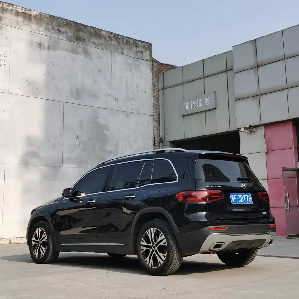 Mercedes-Benz GLB-Class Mercedes-Benz GLB 2024 GLB 220 Dynamic 2023 — thumbnail 4