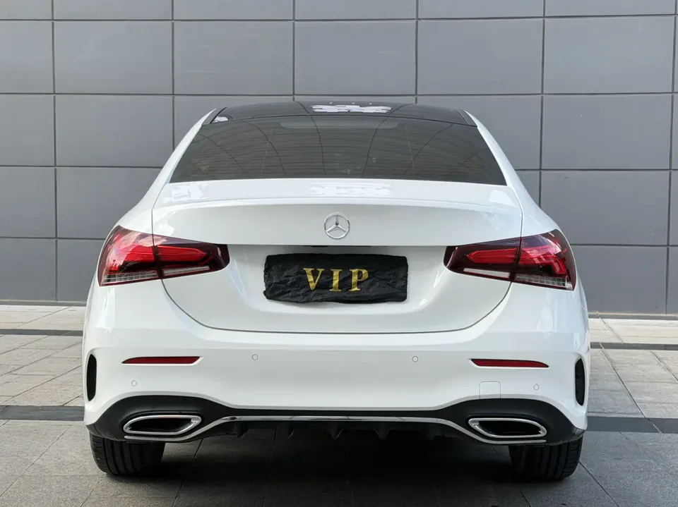 Mercedes-Benz Mercedes Benz A Class Mercedes-Benz A-Class 2023 A 200 L Sports Sedan Fashion Edition 2023 — миниатюра 2
