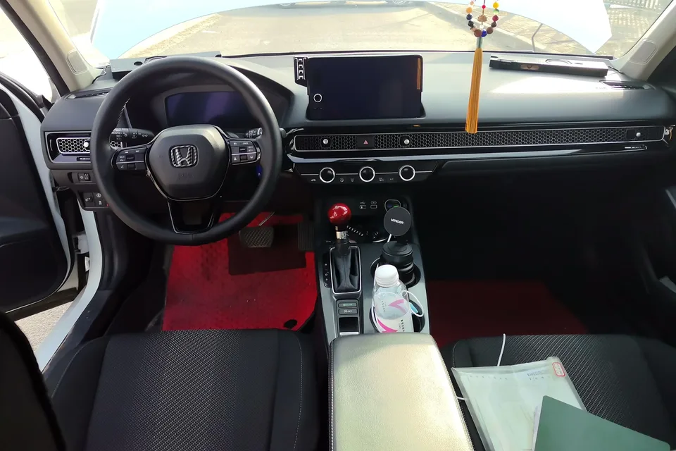 Honda Integra 240TURBO CVT Leading Edition 2023 — миниатюра 4