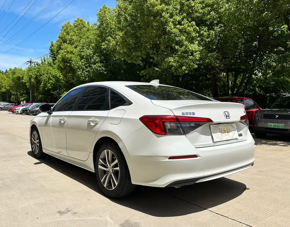 Honda CIVIC Civic 240TURBO CVT Sport Edition 2023 — миниатюра 5