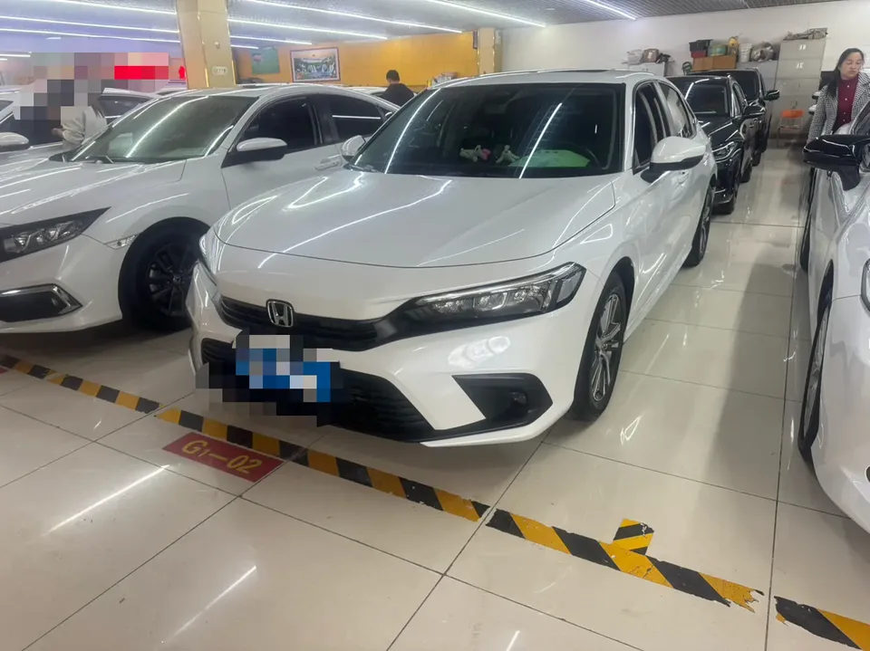 Honda CIVIC 2024