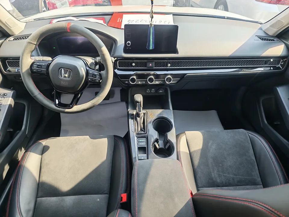 Honda CIVIC Civic 240TURBO CVT Power Edition 2024 — миниатюра 3