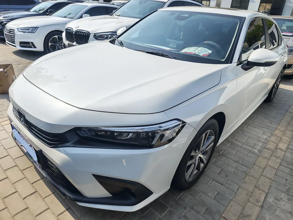Honda CIVIC 2024