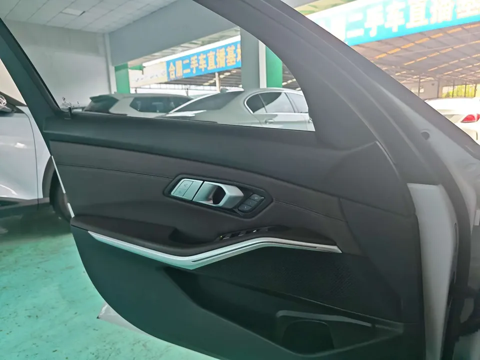 BMW 3 Series BMW 3 Series 2022 325i M Sport Package 2022 — миниатюра 3
