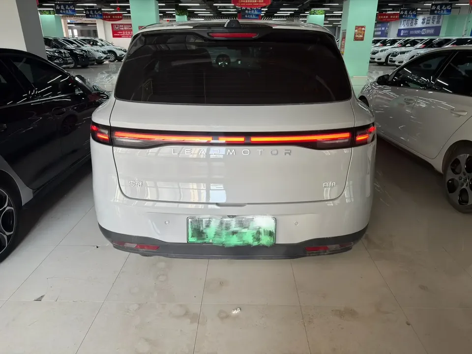 Leapmotor B10 510 LiDAR Edition 2025 — миниатюра 4