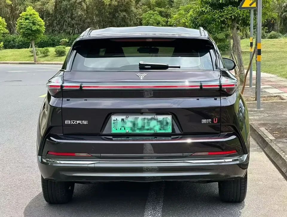 Neta NezhaU Pro 400 Changxing Edition 2023 — миниатюра 2