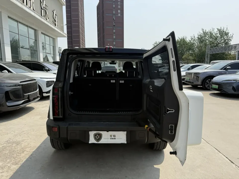 iCAR 03 four-wheel drive long-range version 2024 — миниатюра 3