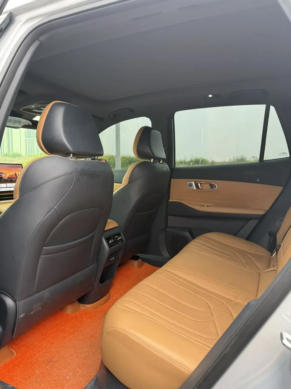 Geely Galaxy Starship 7 EM-i Galaxy Starship 7 EM-i 2025 120KM Pilot Edition 2024 — миниатюра 3