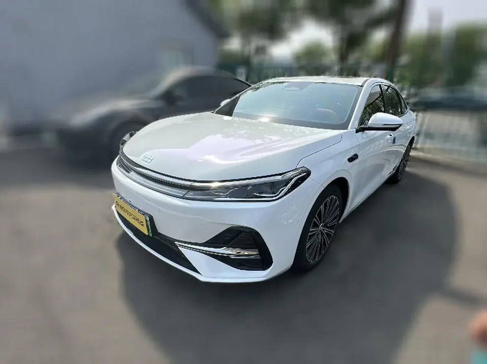 Geely Galaxy A7 EM 2025