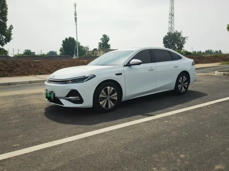 Geely Galaxy A7 EM 2025