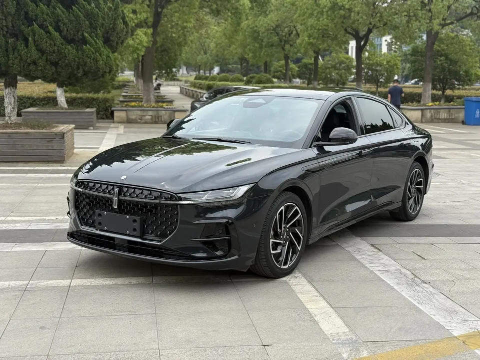 Lincoln Z 2023