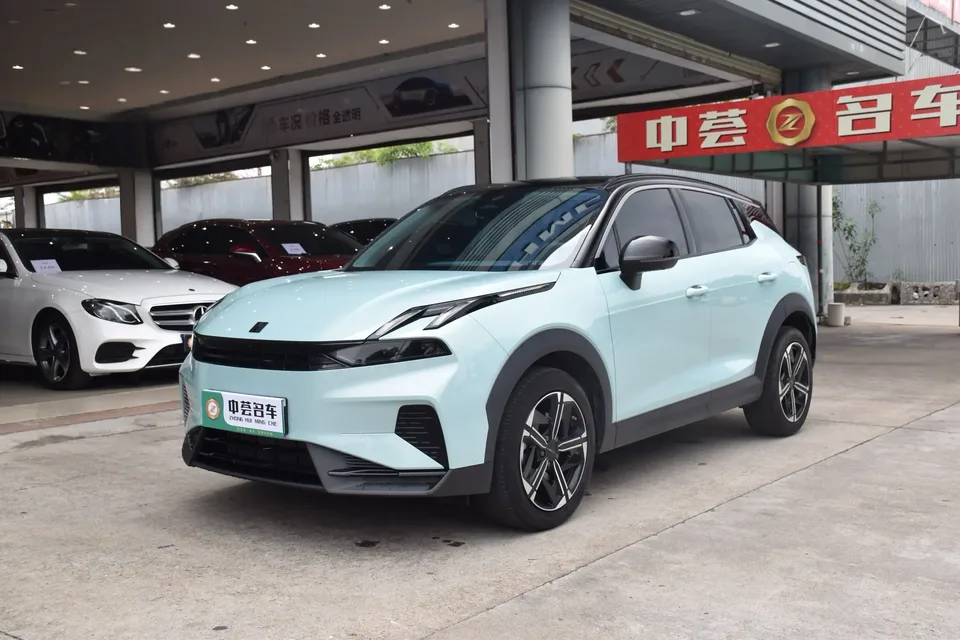 Lynk & Co 06 EM-P 2024