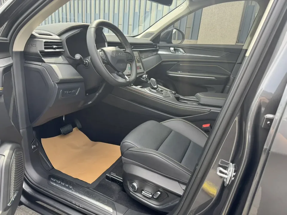 Lynk & Co 01 Lynk & Co 01 2023 2.0TD 2WD Pro 2024 — миниатюра 5
