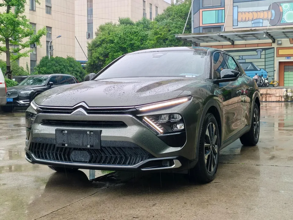 Citroen Versailles C5 X 2022