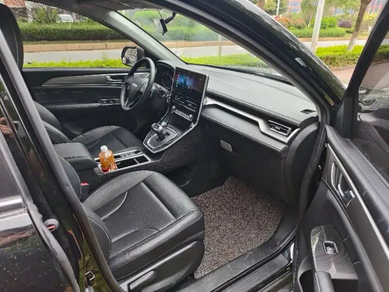 Haval M6 PLUS 1.5T DCT Luxury Smart Connected Edition 2022 — миниатюра 3