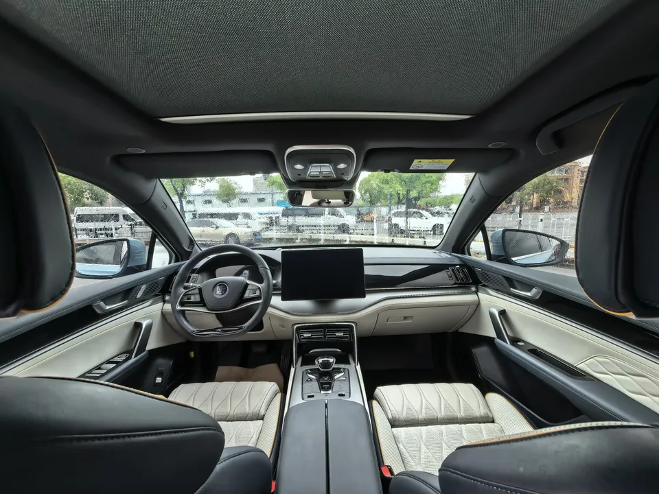 BYD Tang EV Champion Edition 635KM 4WD Flagship Model 2024 — миниатюра 5