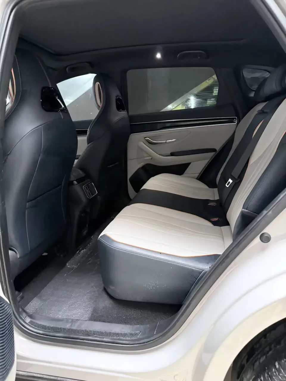 BYD Song PLUS EV Champion Edition 520KM Luxury Model 2024 — миниатюра 3