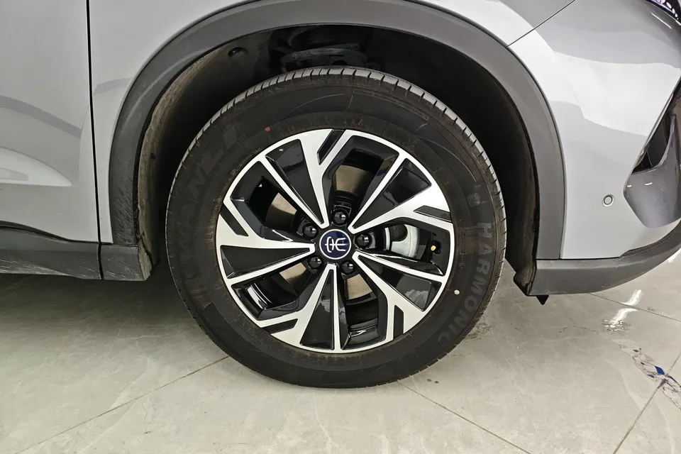 BYD Song Pro DM Second Generation Intelligent Driving Edition DM-i 75KM Leading Edition 2025 — миниатюра 3