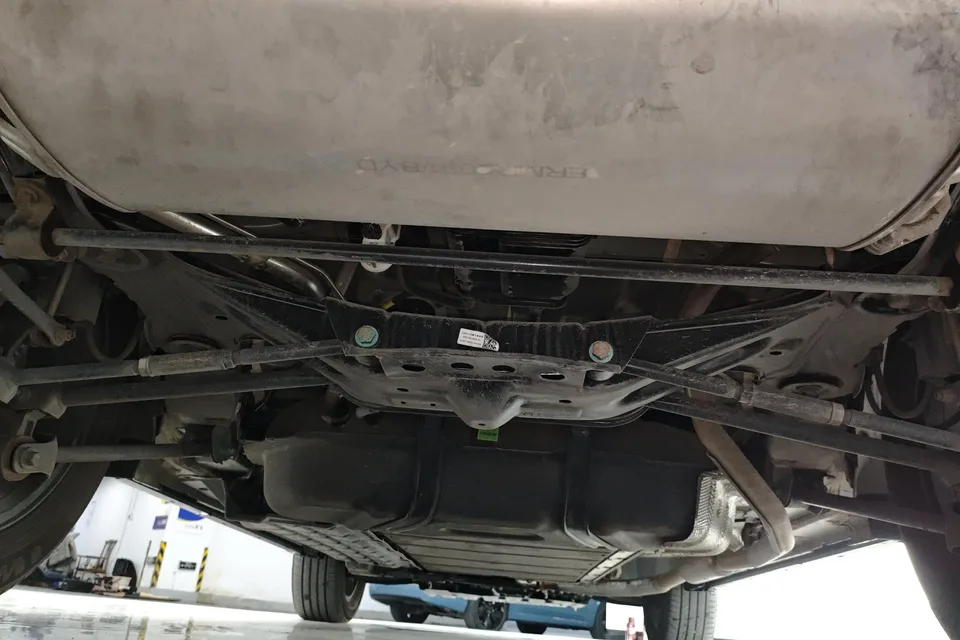 BYD Song Pro DM Second Generation Intelligent Driving Edition DM-i 75KM Leading Edition 2025 — миниатюра 5