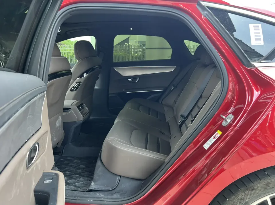 BYD Han EV standard range version luxury model 2022 — миниатюра 4
