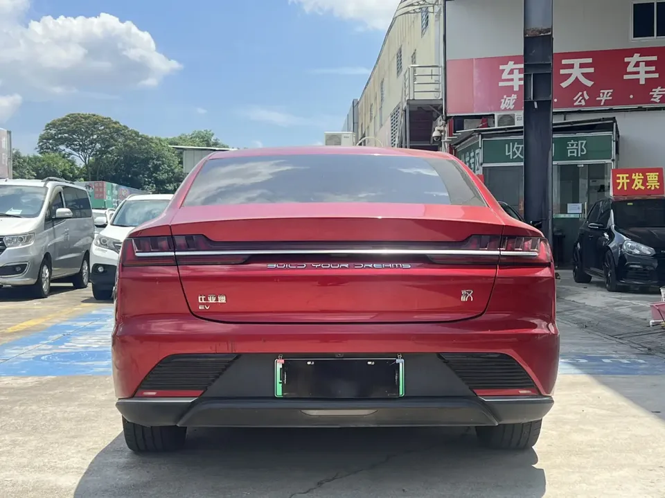 BYD Han EV standard range version luxury model 2022 — миниатюра 5