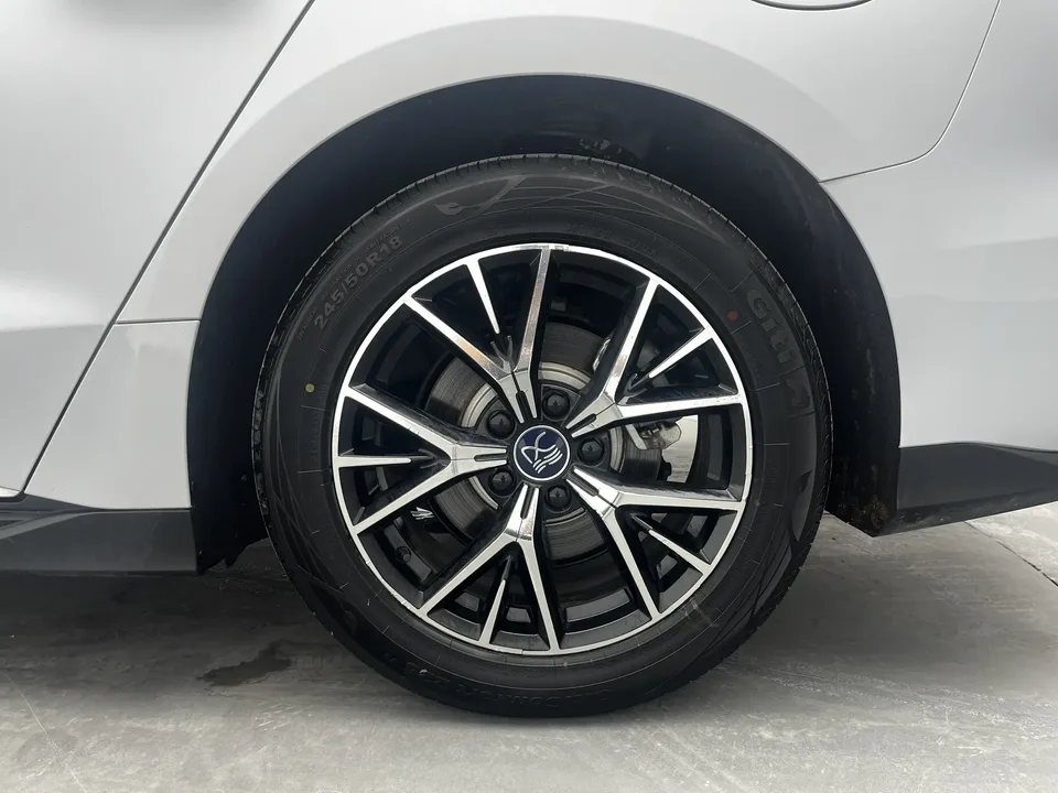 BYD Han DM 2024