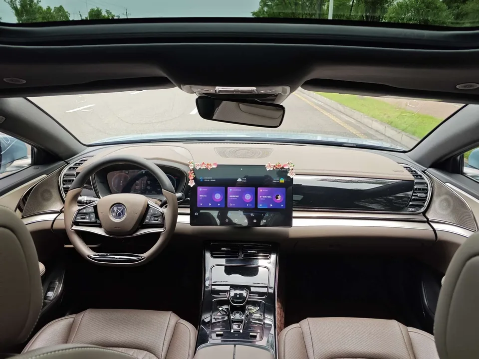 BYD Han DM DM-i Champion Edition 121KM Premium Edition 2023 — миниатюра 4