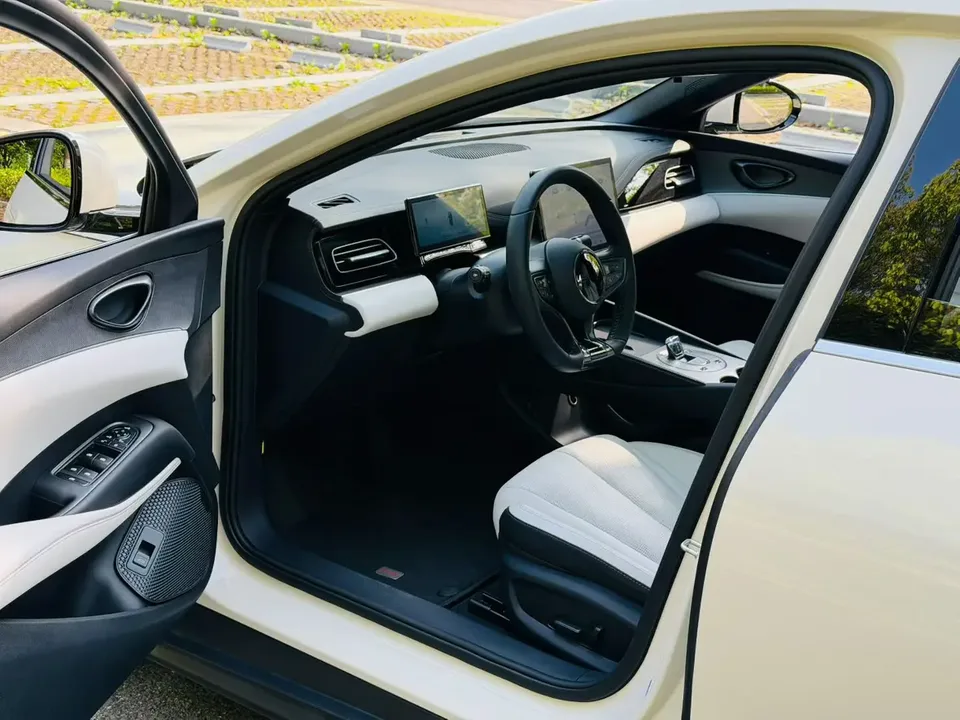 BYD Seal 06DM DM-i 80KM Luxury 2025 — миниатюра 5