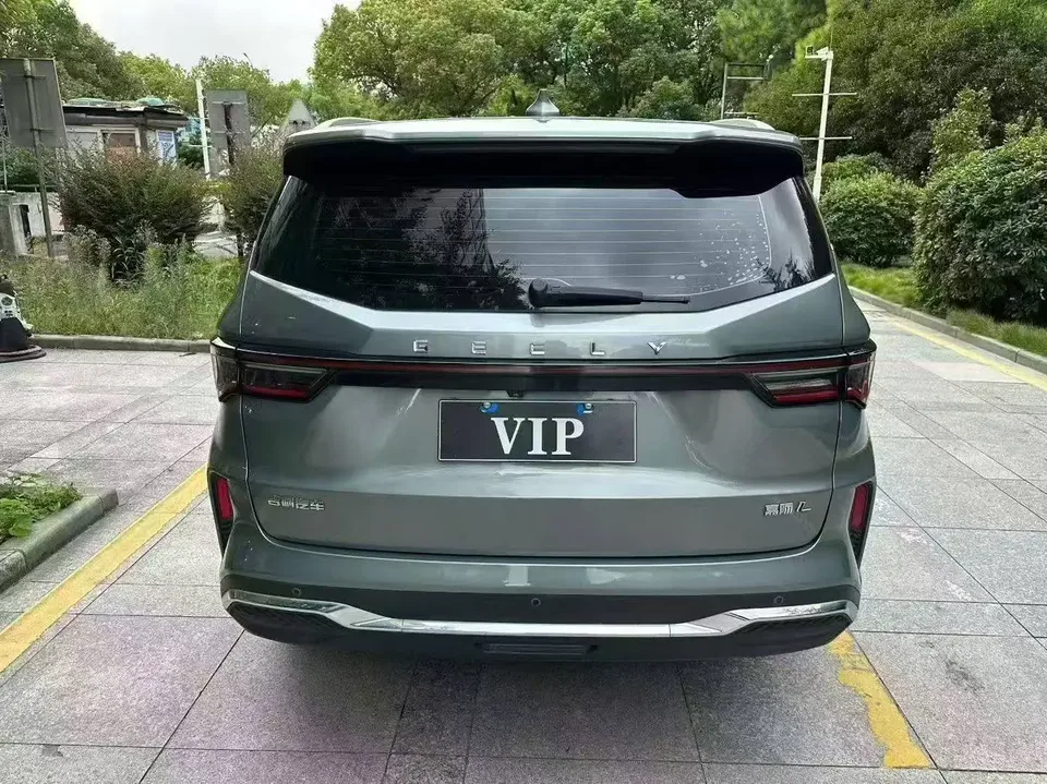 Geely Jiaji Jiaji 2023 Jiaji L 1.5TD DCT Luxury Edition 2022 — миниатюра 4