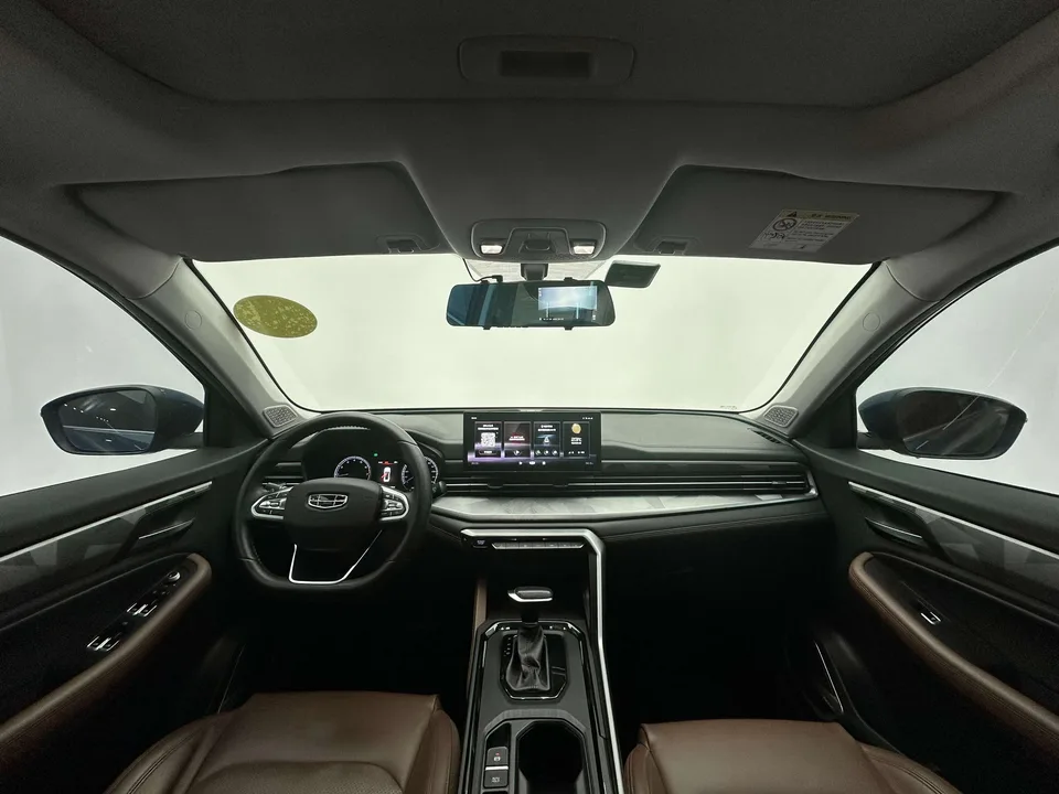 Geely Vision X6 Vision X6 2021 PRO 1.4T Automatic Premium Edition 2022 — thumbnail 4