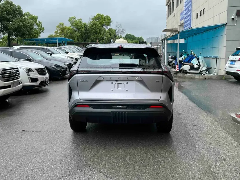 Geely Atlas Boyue 2026 1.5TD Yearning 2026 — миниатюра 2