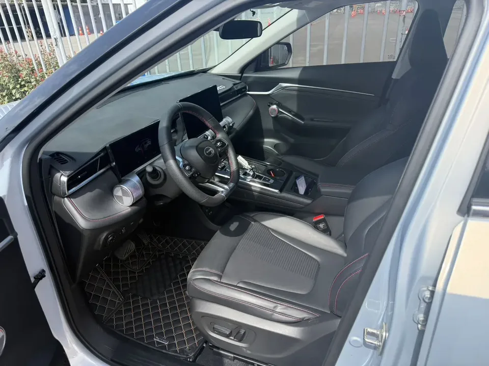 GAC Trumpchi Shadowcool Yingku 1.5T Supernova Max Edition 2023 — миниатюра 3