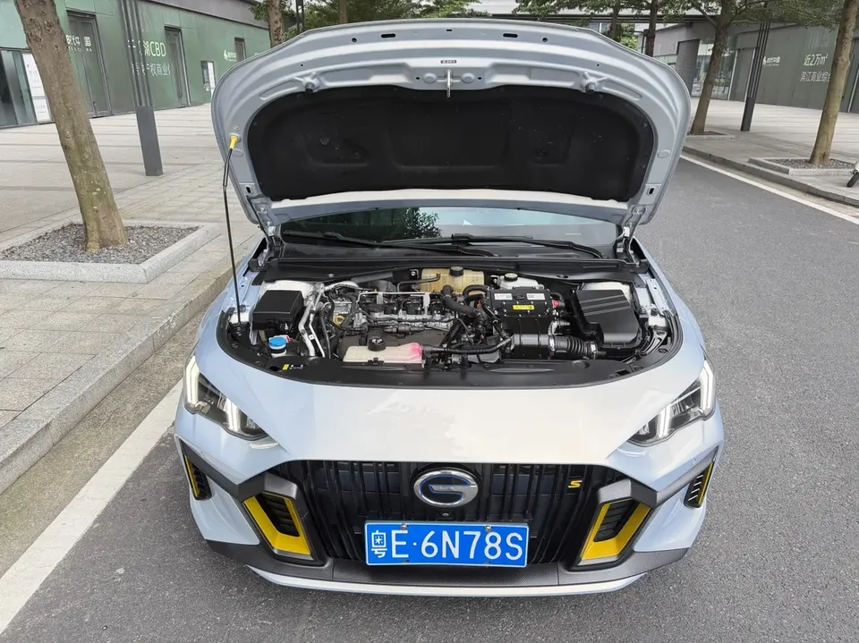 GAC Trumpchi Empow Shadow Leopard 2023 2.0L DHT Intelligent Hybrid 2023 — thumbnail 4