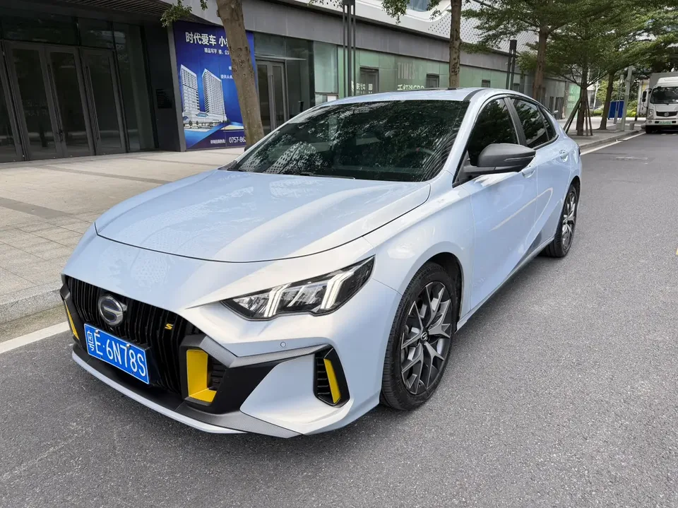 GAC Trumpchi Empow Shadow Leopard 2023 2.0L DHT Intelligent Hybrid 2023 — photo 1, buy with delivery to Moscow