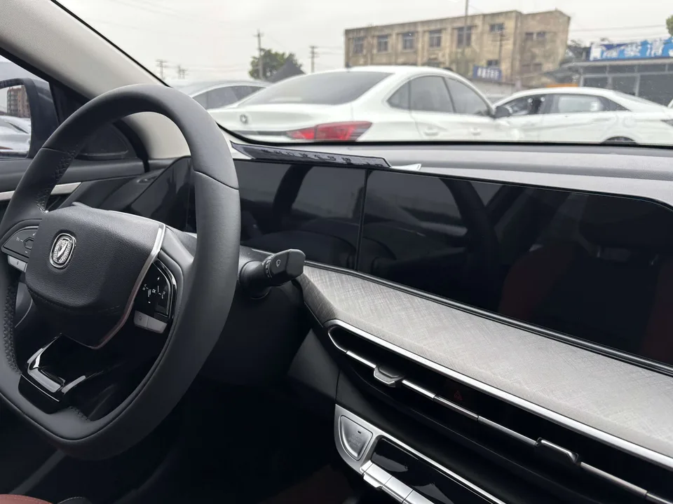 Changan Escape PLUS Enjoy Edition Blue Whale NE 1.4T GDI DCT Premium Edition 2023 — миниатюра 4
