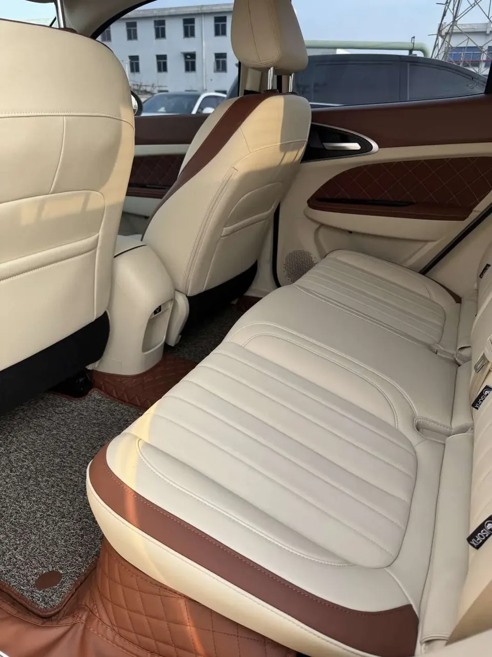ORA Euler good cat 401km standard range luxury ternary lithium model 2024 — миниатюра 3